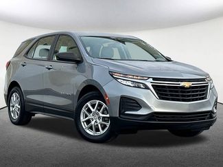 Used 2023 Chevrolet Equinox LS video 2