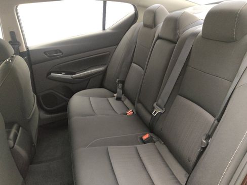 Used 2023 Nissan Altima 2.5 SV image 18