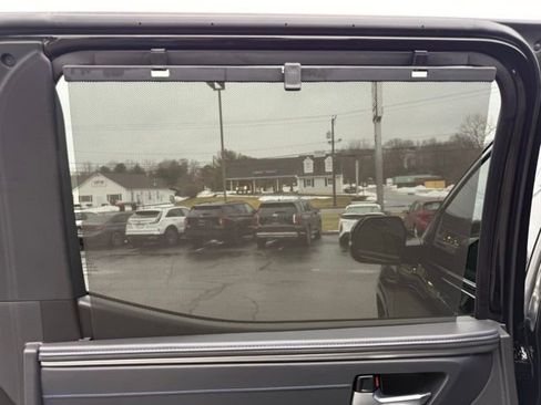 Used 2024 Toyota Tundra Platinum image 42