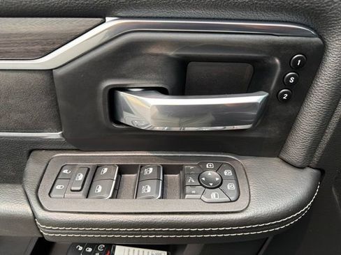 Used 2025 RAM 2500 Laramie w/ Night Edition AWD/4WD image 23