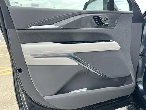 New 2026 Cadillac Escalade IQ Luxury 1 image 10