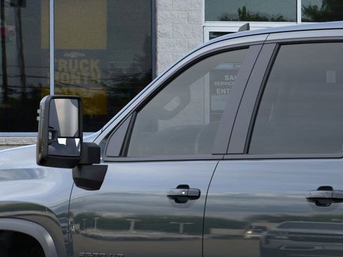 New 2025 Chevrolet Silverado 2500 ZR2 w/ ZR2 Bison Edition image 36