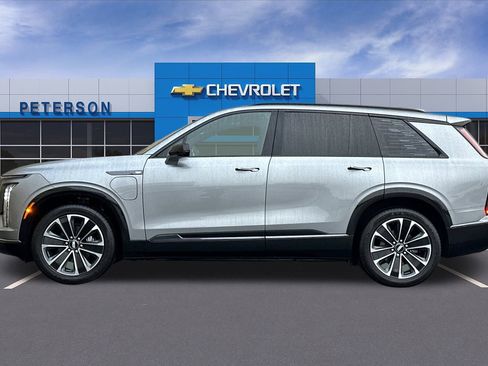 Used 2026 Cadillac Vistiq Sport w/ LPO, Floor Liner Package image 7