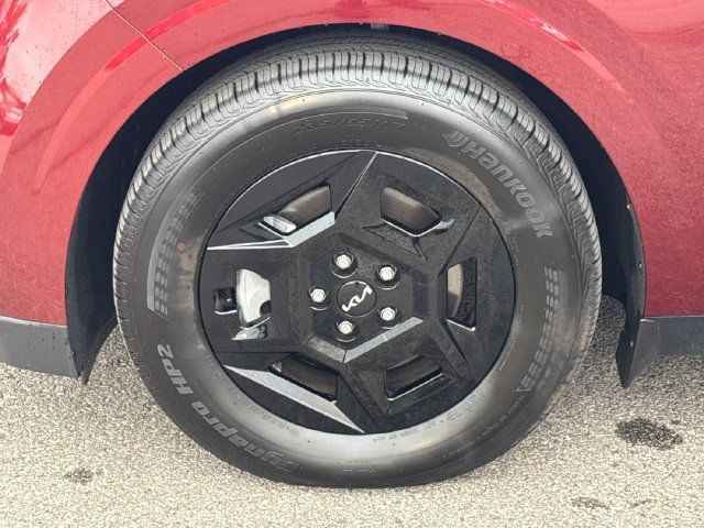 Certified 2026 Kia Carnival FWD image 34