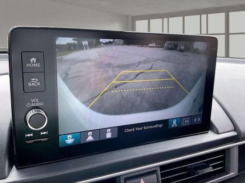 Used 2025 Honda Pilot EX-L image 14
