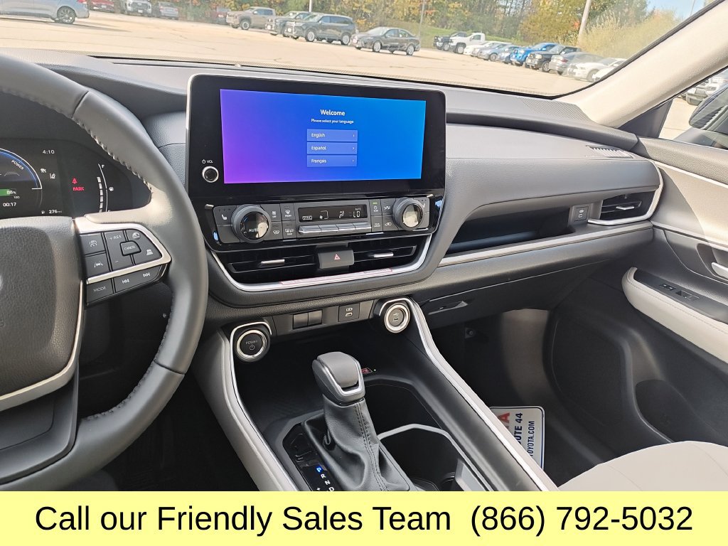 New 2026 Toyota Grand Highlander XLE FWD image 17