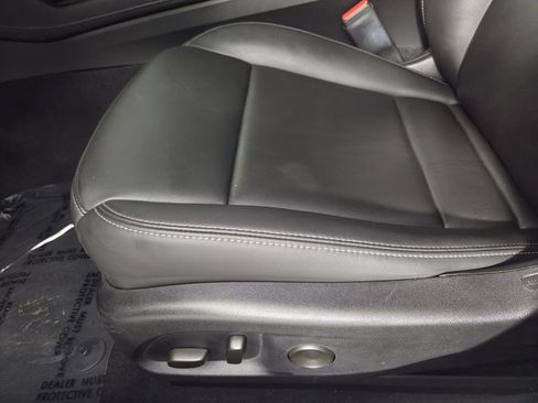 Used 2023 Cadillac CT5 Luxury RWD image 11