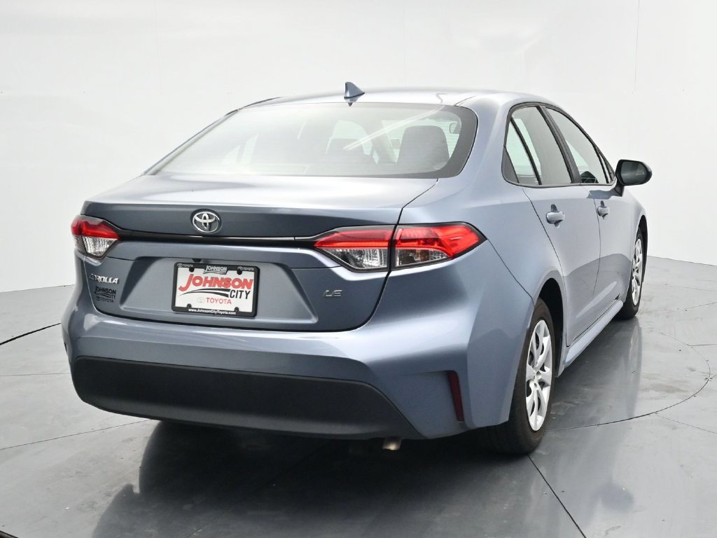 Used 2023 Toyota Corolla LE FWD image 6