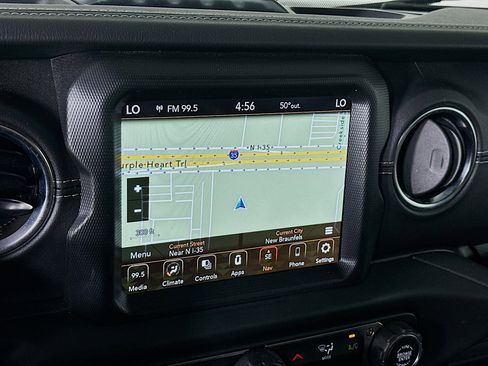 Used 2023 Jeep Wrangler Sahara image 21