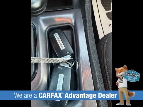 Used 2018 Dodge Charger SXT w/ Blacktop Package RWD image 23