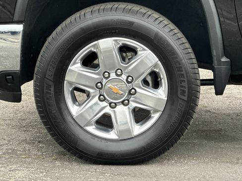 Used 2024 Chevrolet Silverado 2500 LTZ w/ LTZ Convenience Package image 25