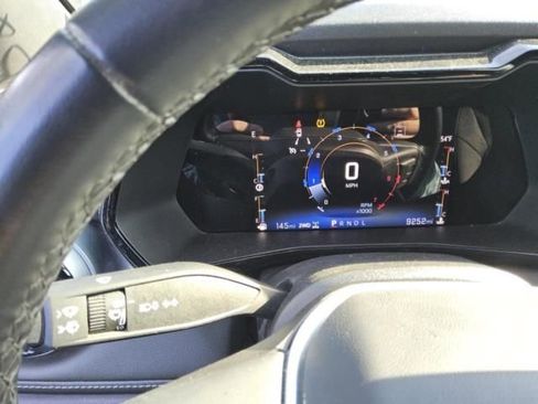 Used 2023 Chevrolet Colorado LT w/ LT Convenience Package II image 2