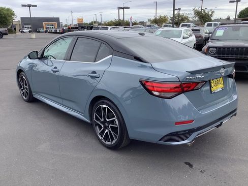 Used 2025 Nissan Sentra SR w/ SR Premium Package image 22