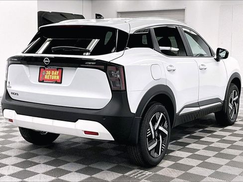 New 2026 Nissan Kicks SV FWD image 17