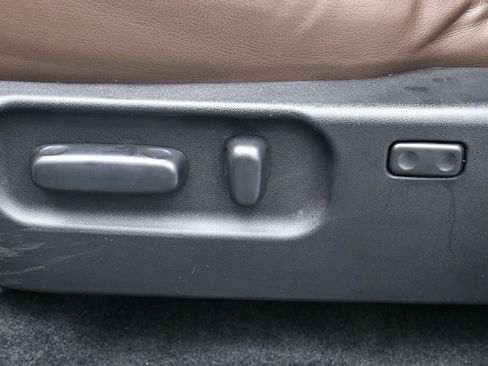 Certified 2020 Toyota Tacoma Limited image 10