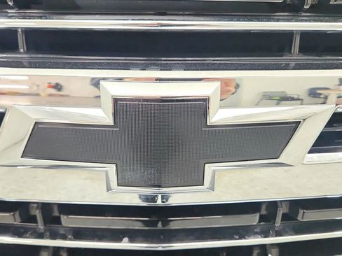 Used 2021 Chevrolet Tahoe LT w/ Rear Media and Nav Package image 16