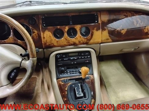 Used 1997 Jaguar XK8 Convertible image 11