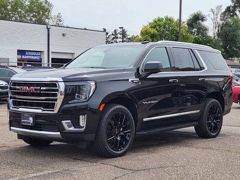 Used 2022 GMC Yukon SLT w/ SLT Premium Package AWD/4WD image 8
