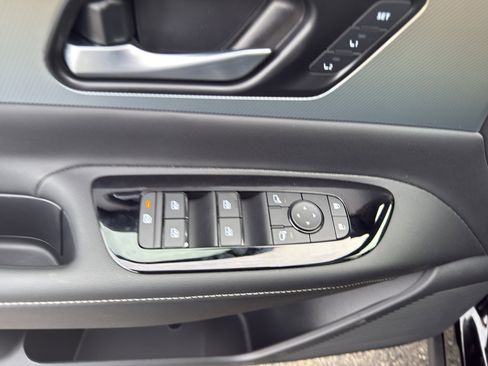 New 2026 Nissan Murano SL image 13