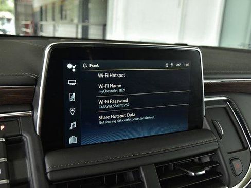Used 2024 Chevrolet Suburban High Country AWD/4WD image 39