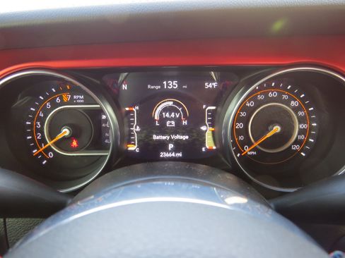 Used 2023 Jeep Gladiator Rubicon w/ LED Lighting Group image 24