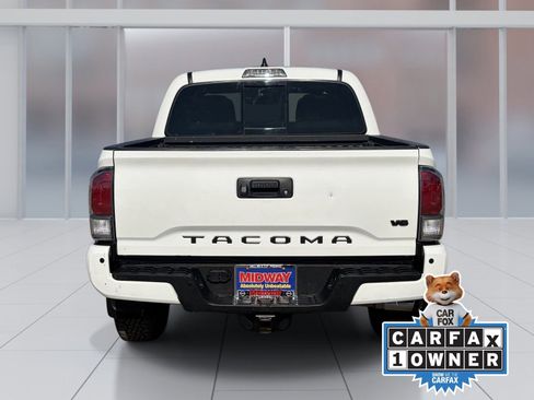 Used 2023 Toyota Tacoma TRD Off-Road w/ Technology Package image 5