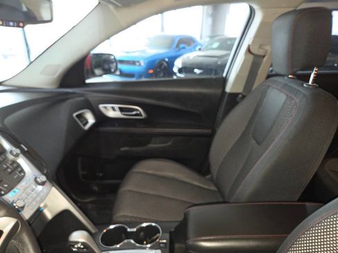 Used 2015 Chevrolet Equinox LT w/ Driver Convenience Package image 16