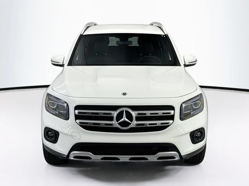 Used 2023 Mercedes-Benz GLB 250 image 2