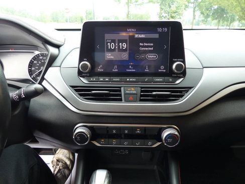 Used 2024 Nissan Altima 2.5 SR AWD/4WD image 29