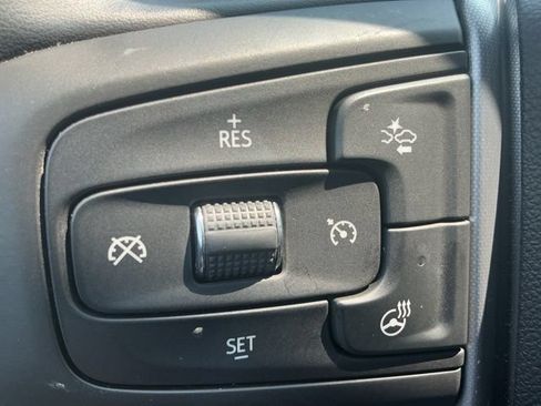Used 2024 GMC Yukon SLT w/ SLT Luxury Package AWD/4WD image 26