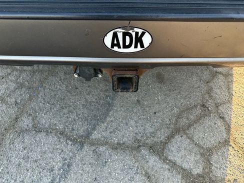 Used 2005 Toyota Sequoia SR5 image 10