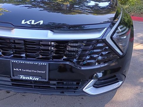 Certified 2025 Kia Sportage EX AWD/4WD image 10