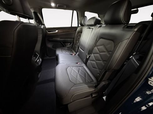 New 2026 Volkswagen Atlas SE FWD image 12