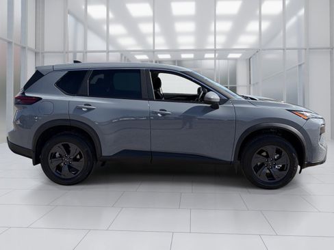 New 2026 Nissan Rogue SV w/ Cold Weather Package FWD image 7