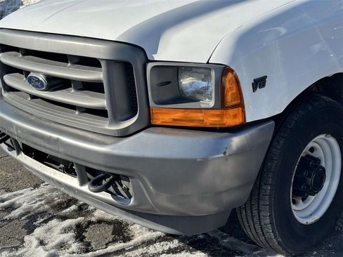 Used 2001 Ford F250 XL image 6