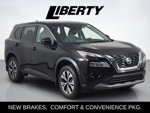 Used 2021 Nissan Rogue SV image 1