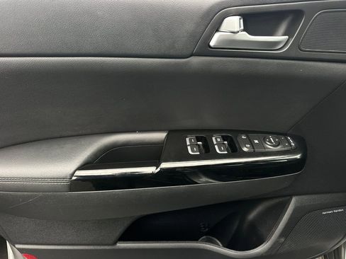 Used 2021 Kia Sportage SX image 11