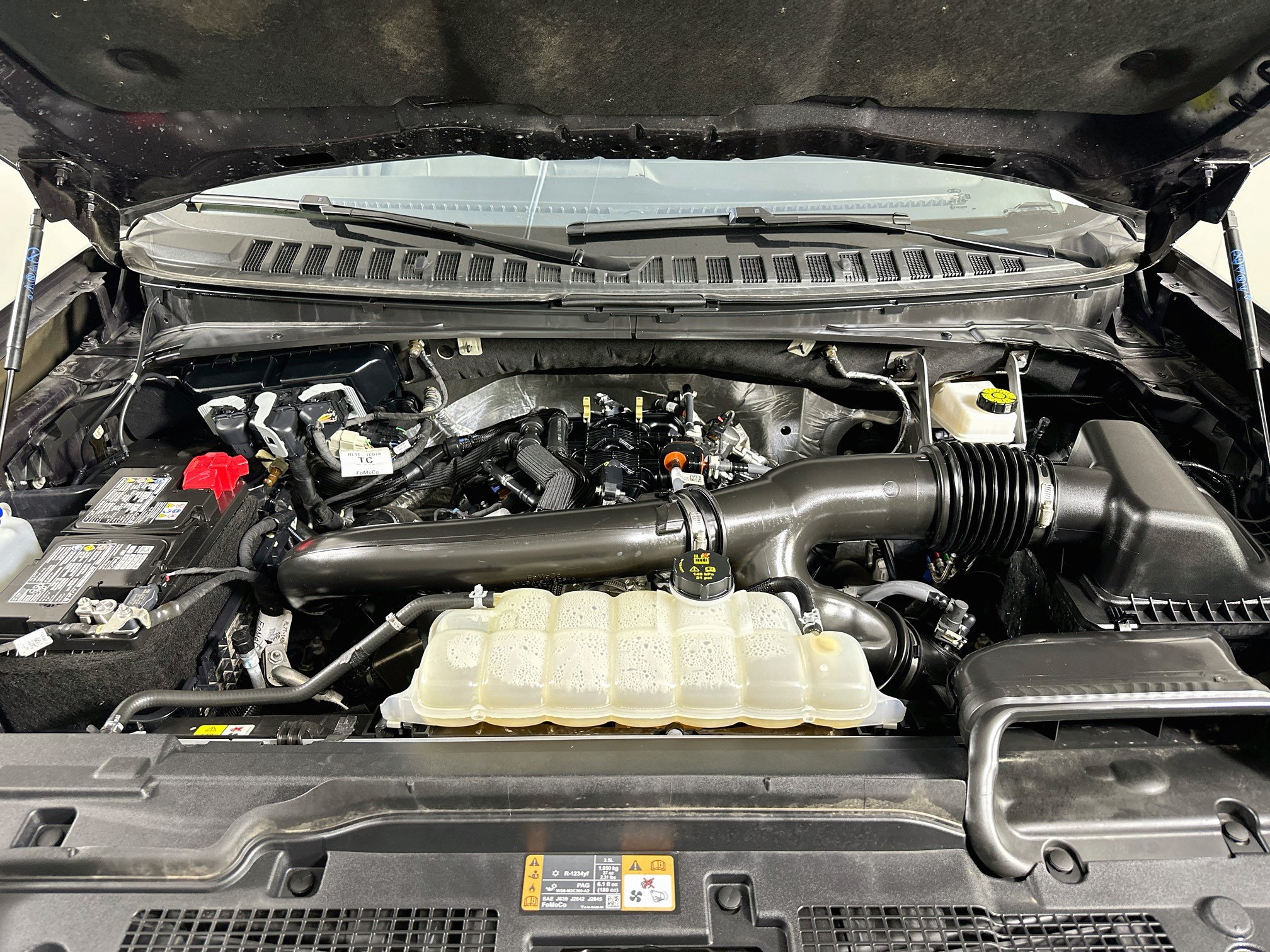 Used 2025 Ford Expedition Active AWD/4WD image 37