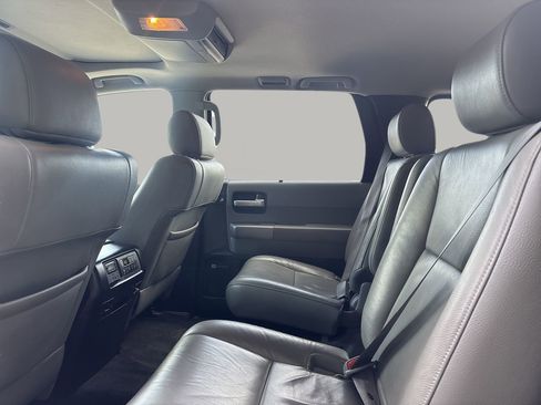 Used 2015 Toyota Sequoia Limited image 11