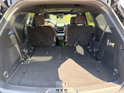 Used 2025 Ford Explorer Platinum RWD image 50