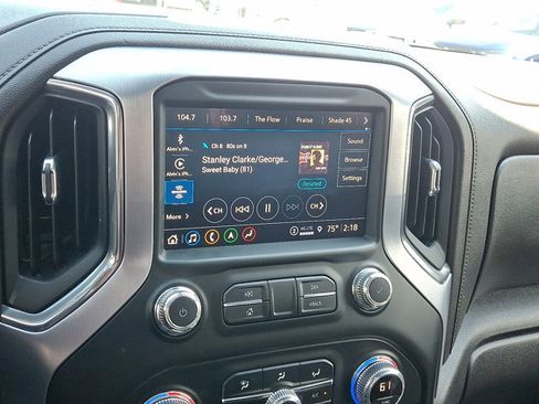 Used 2022 GMC Sierra 1500 SLT w/ SLT Premium Plus Package AWD/4WD image 19