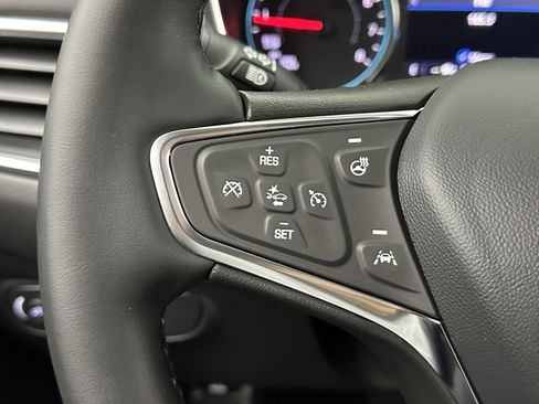 Used 2024 Chevrolet Equinox LT image 19