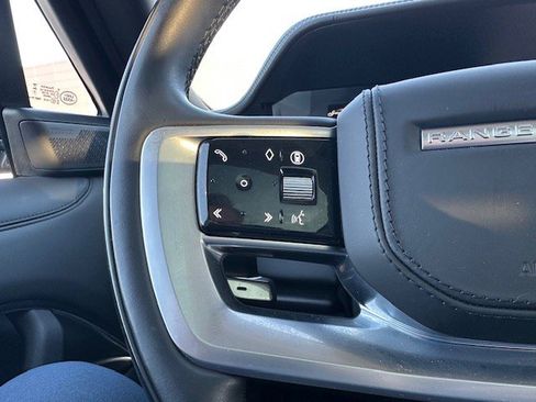 Used 2024 Land Rover Range Rover Long Wheelbase Autobiography image 13