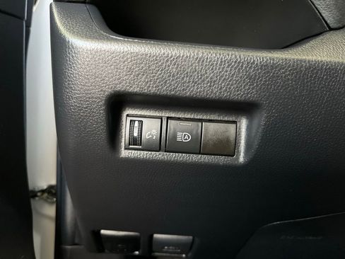 Used 2024 Toyota RAV4 LE AWD/4WD image 13