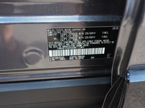 Used 2025 Toyota RAV4 XSE image 27