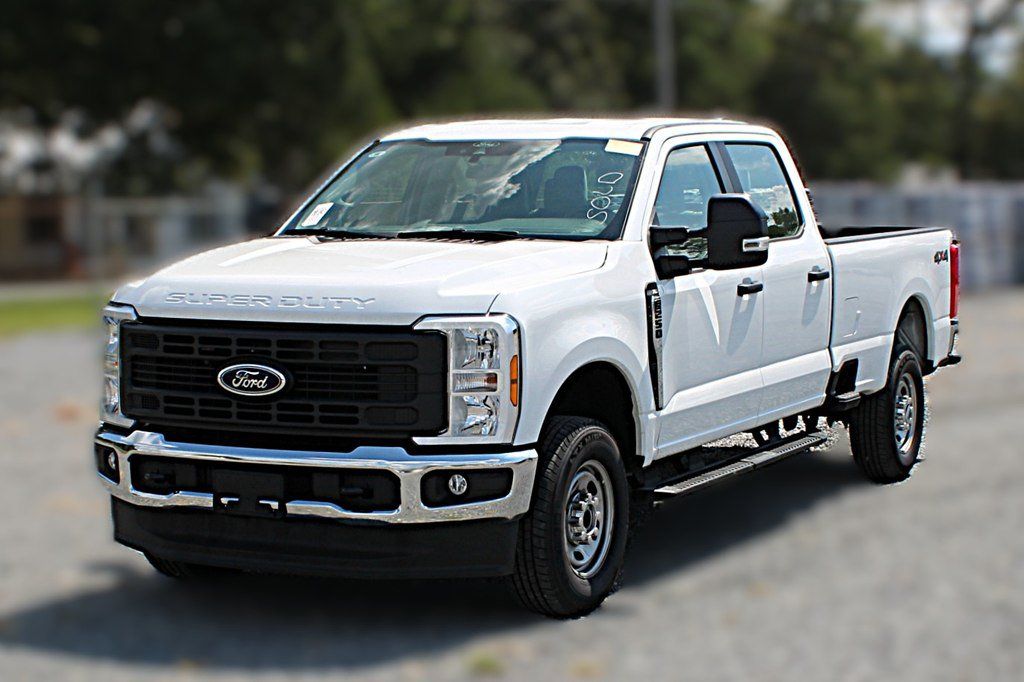 Used 2026 Ford F250 XL w/ XL Driver Assist Package AWD/4WD image 2