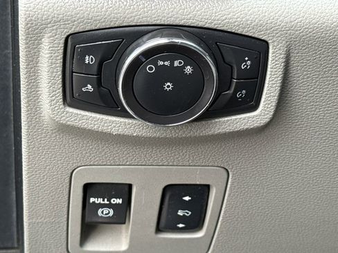 Used 2016 Ford F150 XLT w/ Equipment Group 302A Luxury image 24