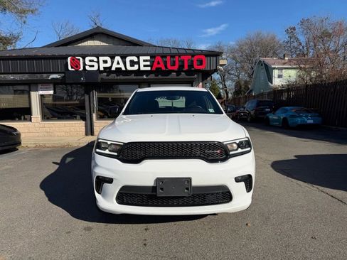 Used 2021 Dodge Durango SXT image 2
