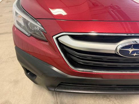 Certified 2022 Subaru Outback Premium AWD/4WD image 5