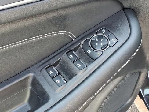 Used 2024 Ford Edge Titanium w/ Equipment Group 301A AWD/4WD image 17